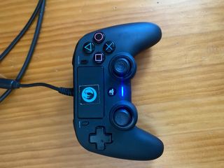 Mando Nacon PS4 - Impecable