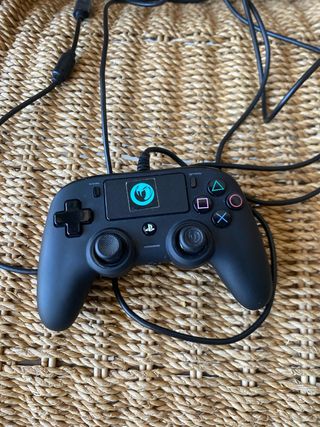 Mando Nacon PS4 - Impecable