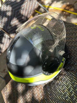 Casco moto Caberg XS nero-giallo usato