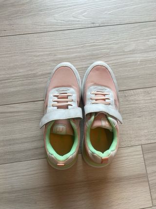 Scarpe sportive rosa e grigie bambina
