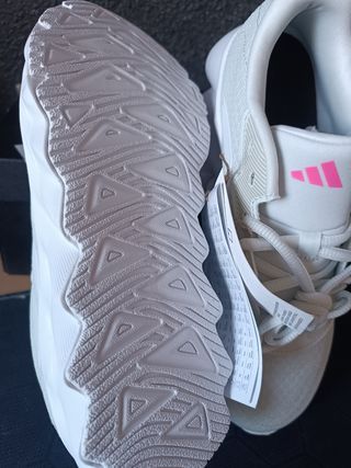 Zapatillas Adidas deportivas 
