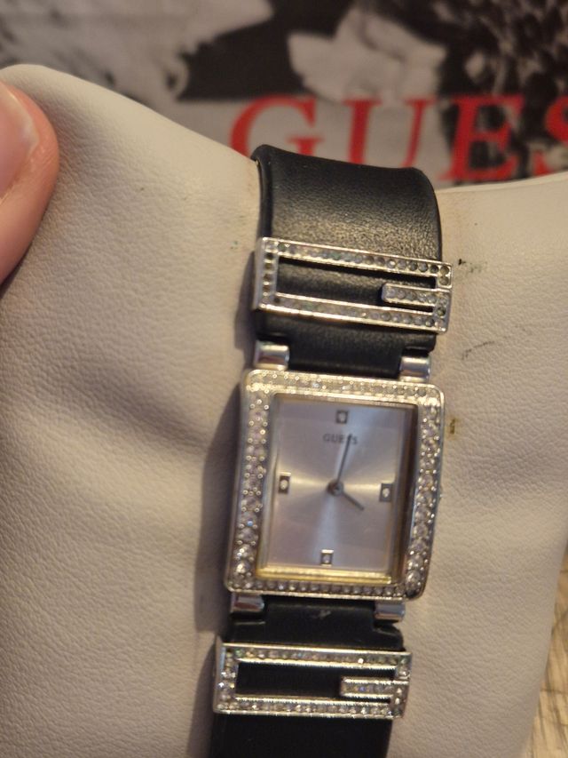 Reloj Guess | Elegante reloj de mujer