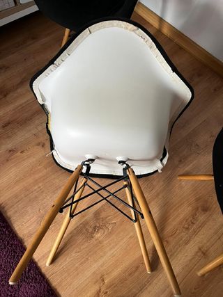 3 Sillas Eames | Diseño Nórdico _ 20 euros las 3_