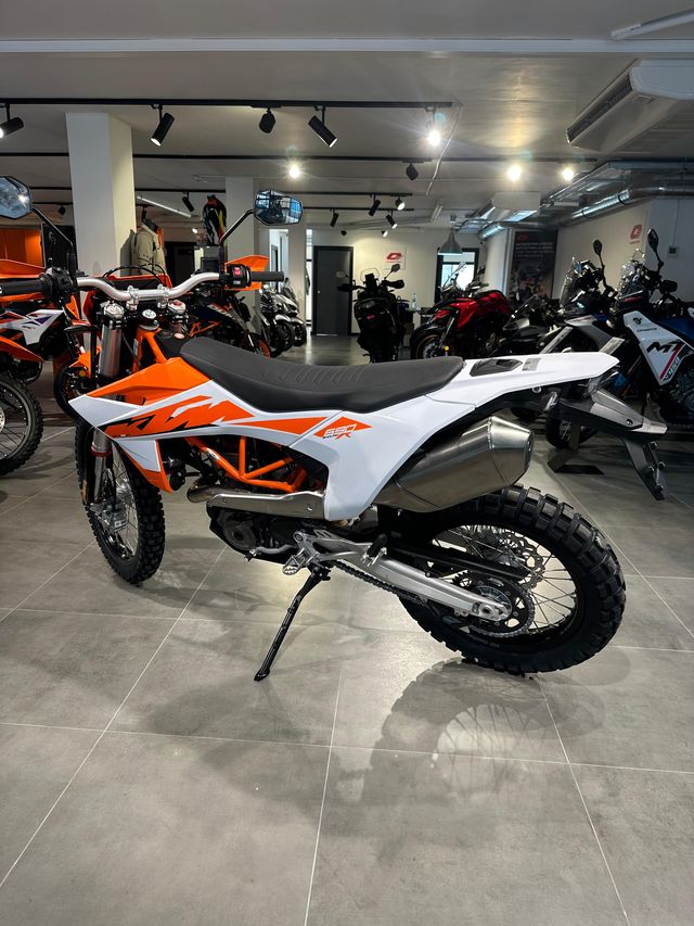 KTM 690 Enduro R 2026