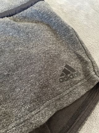 Shorts Adidas Gris - Cortos Deporte