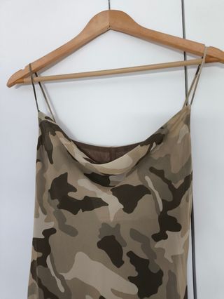Vestido Zara militar