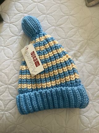 Gorro rayas para niño azul y beige