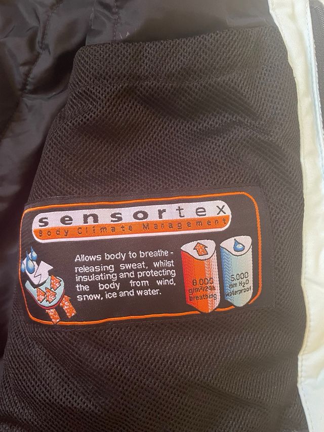 Giubba Sci Volkl con qualche piccola imperfezione