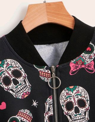 Chaqueta Calaveras Negra Rosa