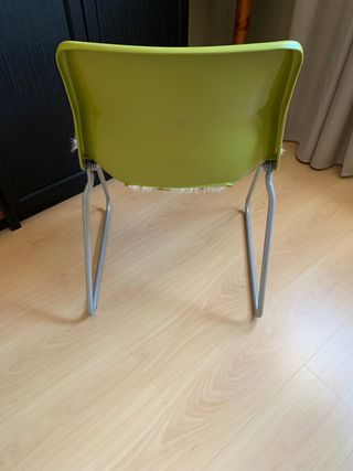Silla Ikea verde - Con cojin de piel sintética