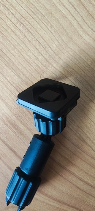 Soporte móvil  funda GPS , marca Shad