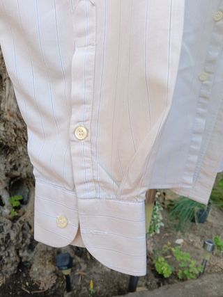 Camisa beige rayas finas