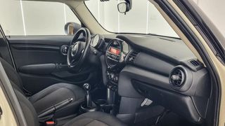 🚗Mini MINI ONE 5 PUERTAS🚗