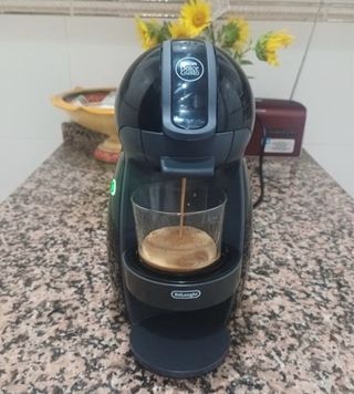 Cafetera Dolce Gusto Delonghi