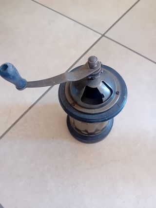 Macinacaffè antico vintage