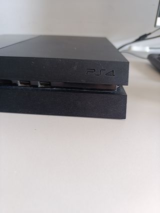 PS4 (PlayStation 4) + juegos