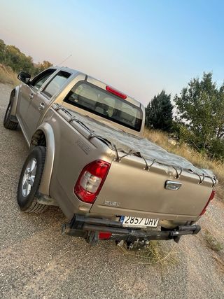 Isuzu Pick up 2005