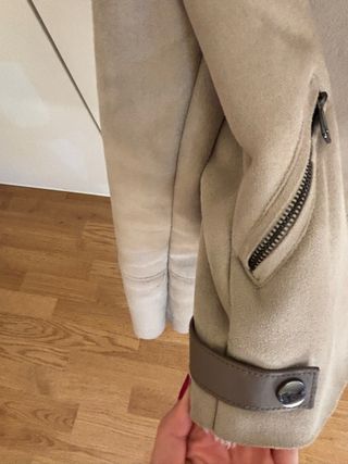 Cazadora ante beige
