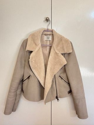 Cazadora ante beige