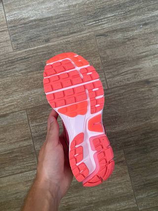 Zapatillas Nike Zoom Vomero 5 rosas