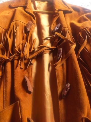 Chaqueta ante marrón flecos