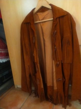 Chaqueta ante marrón flecos