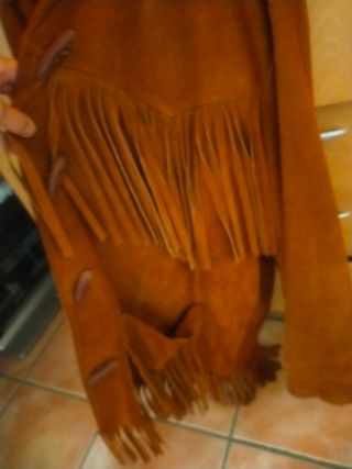 Chaqueta ante marrón flecos