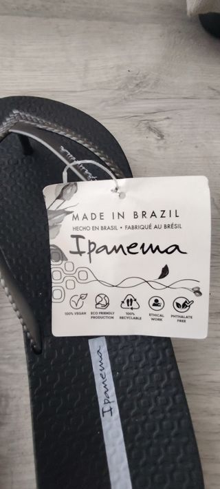 Ipanema chanclas - negras y plateadas