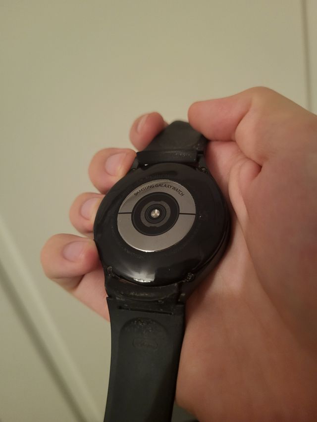 Galaxy Watch 4 Classic (dañado)