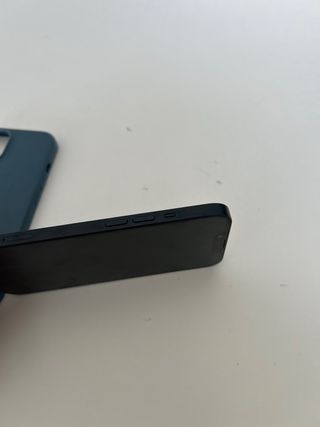 iPhone 13 128GB - 87% batería
