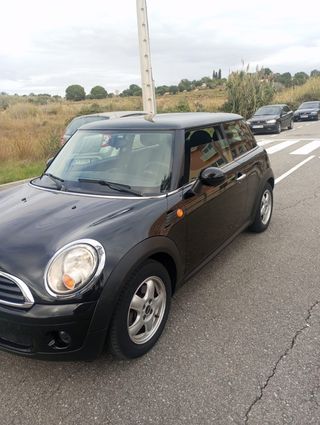 MINI one 2010