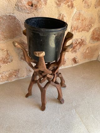 Soporte Madera de rosal para maceta