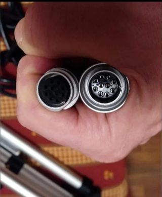 Trípode DAIWA profesional
