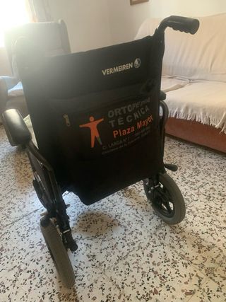 Silla ortopédica sin estrenar.