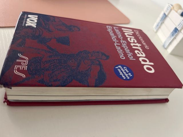 Diccionario Ilustrado Latín. Latino-Español/ Es...