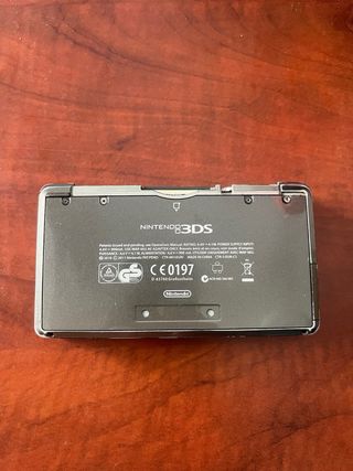 Nintendo 3DS negra - 3 juegos
