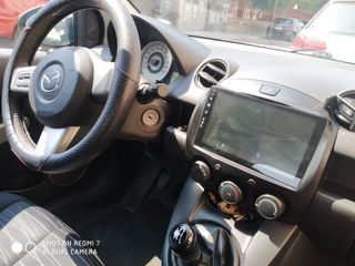 Mazda 2 2009