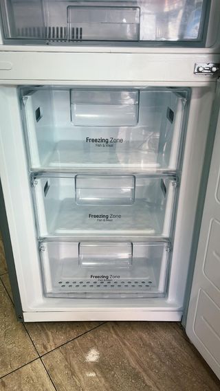 Nevera combi marca  LG no frost clase A++ 