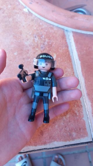 Playmobil policia: 8 figuras