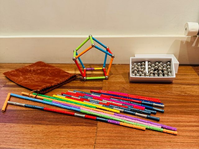 Construcción magnética: Barras y esferas