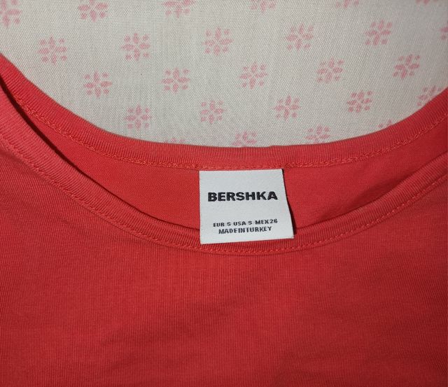 Top Bershka Laguna Beach