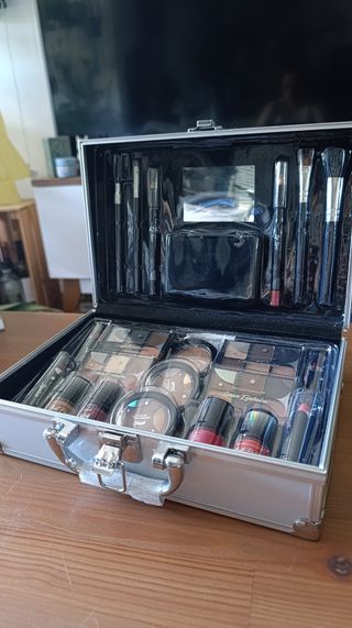 Maletín maquillaje completo