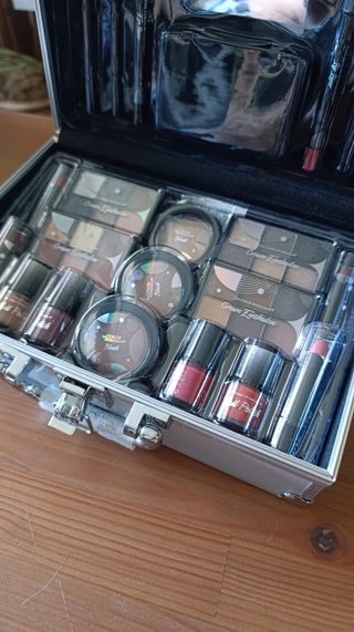 Maletín maquillaje completo