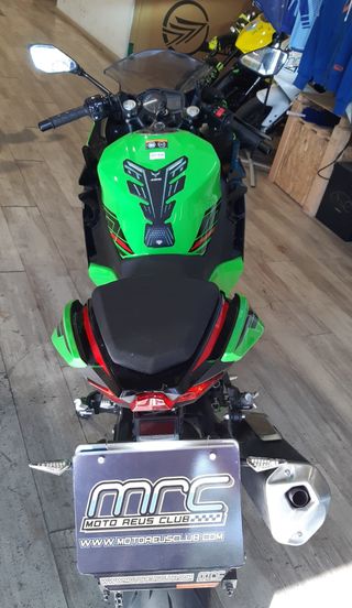 Kawasaki Ninja 400 - Verde
