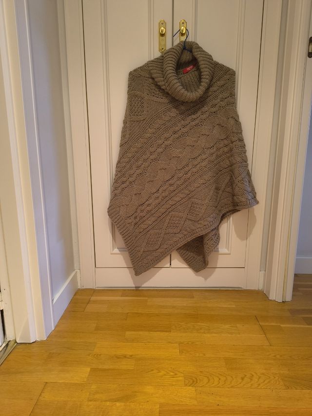 Capa-Poncho Espirit marrón-beige