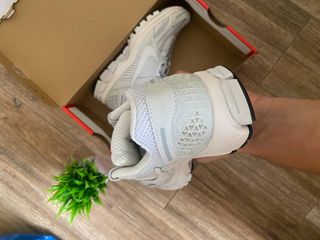 Zapatillas Nike Zoom Vomero 5 blancas