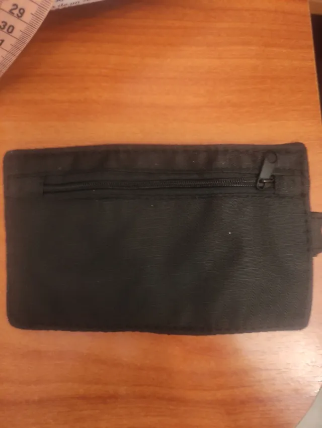 Cartera GO TRAVEL negra - cinturón