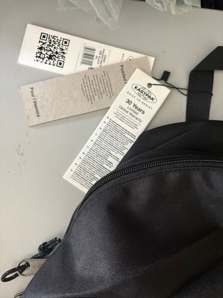 Mochila Eastpak negra - 24L
