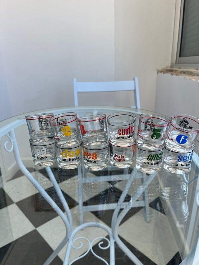 Vasos chupitos divertidos (12 unidades)