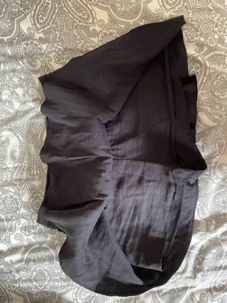 Falda pantalón Zara negra - Falda plisada